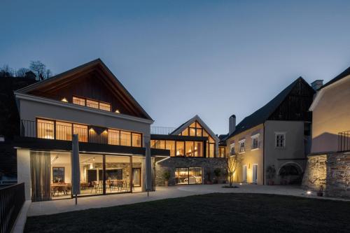 Weingut FJ Gritsch, https://ritzinger-architektur.at